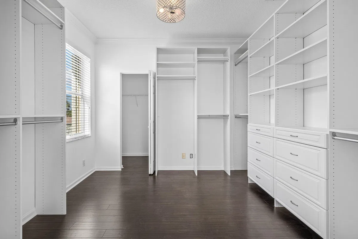 Residence photo 28