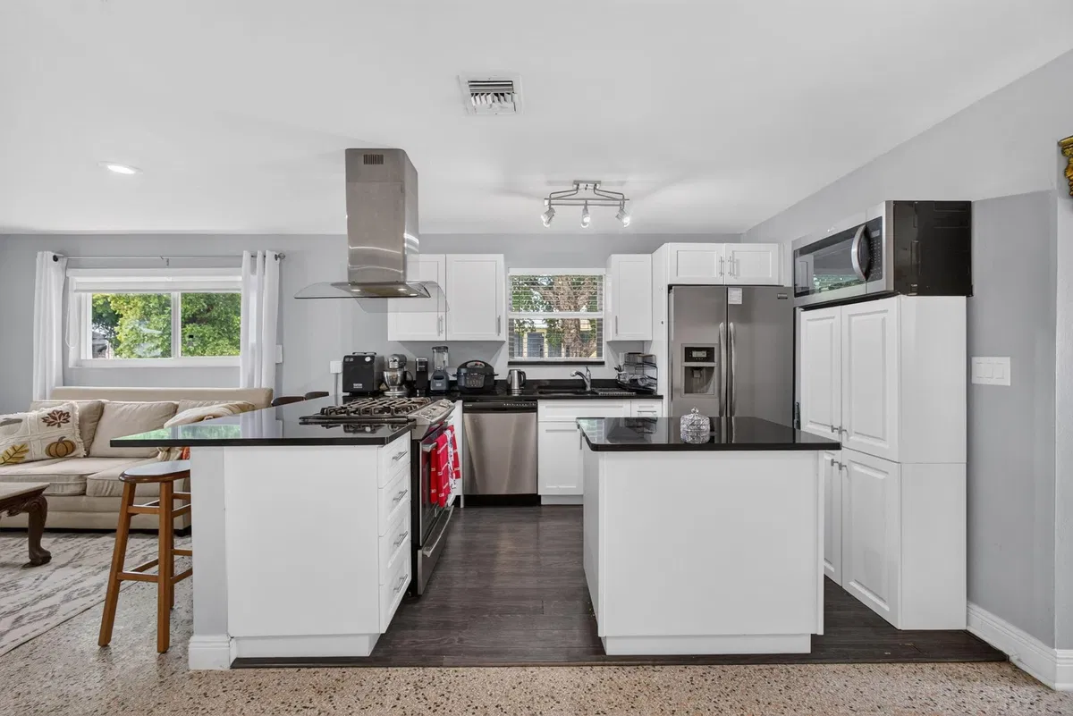 West Palm Beach Residence photo 7