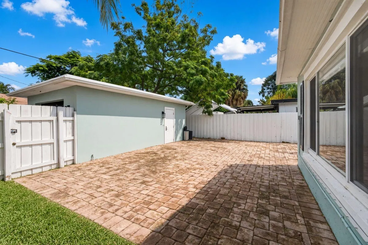 West Palm Beach Residence photo 34