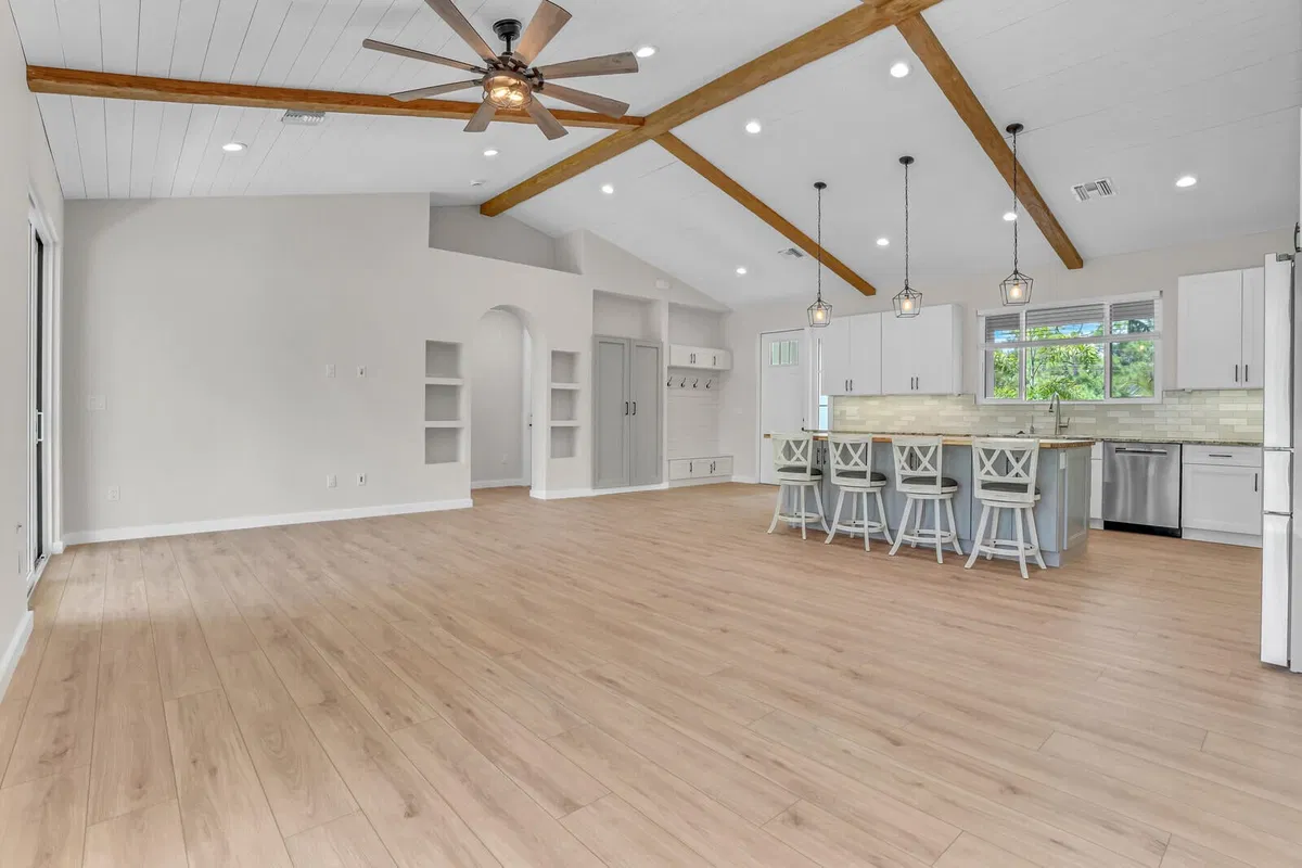  Residence photo 10