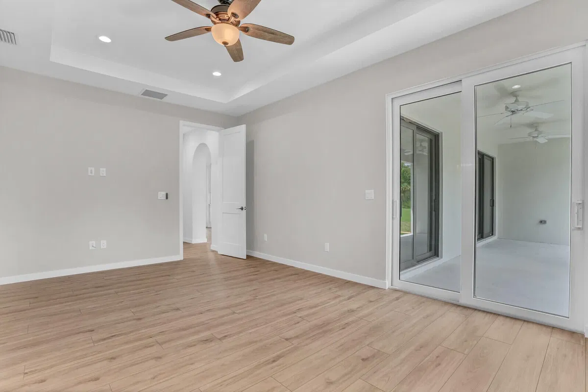  Residence photo 19