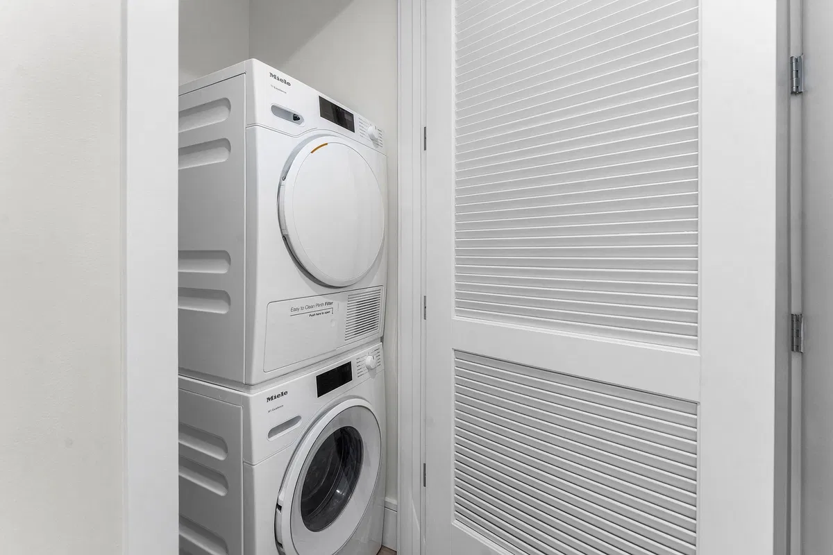 Nautilus 220 Unit 917 photo 31