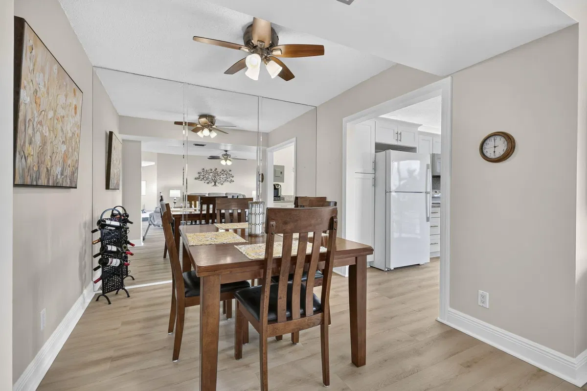  Unit 407 photo 19