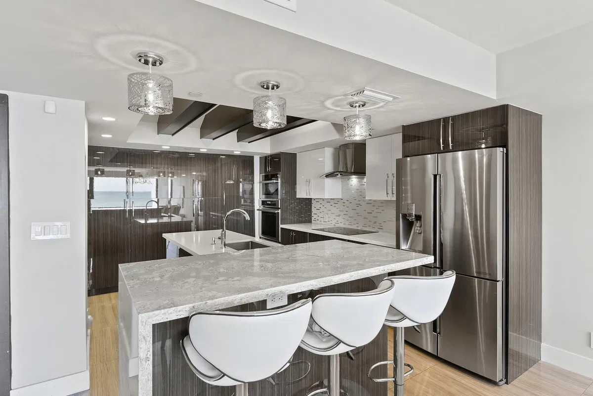 Unit 103 photo 13