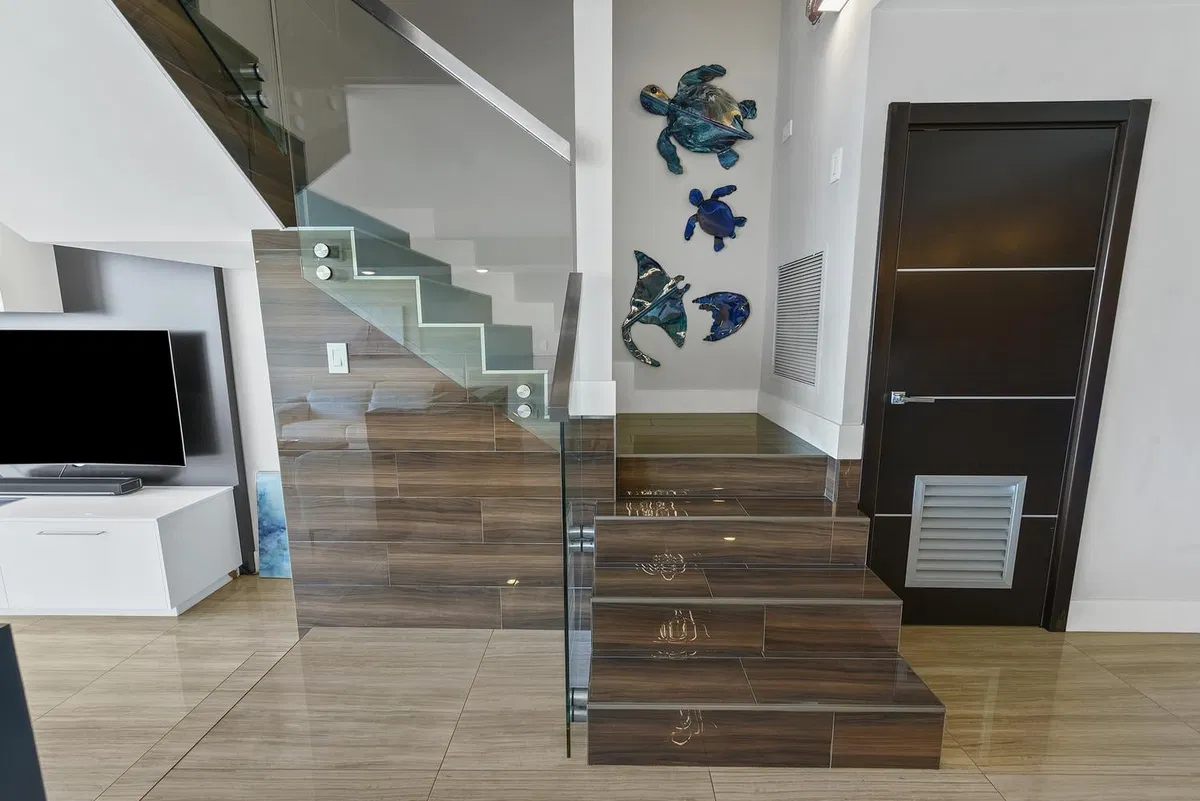 Unit 103 photo 22