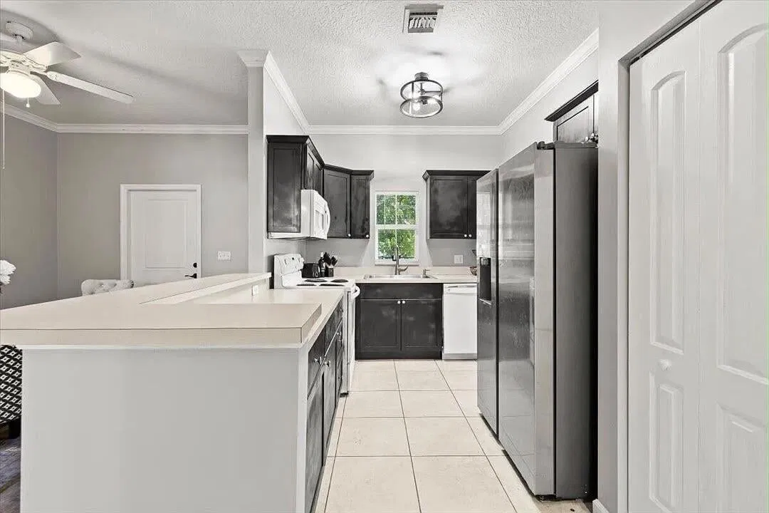 Residence photo 4