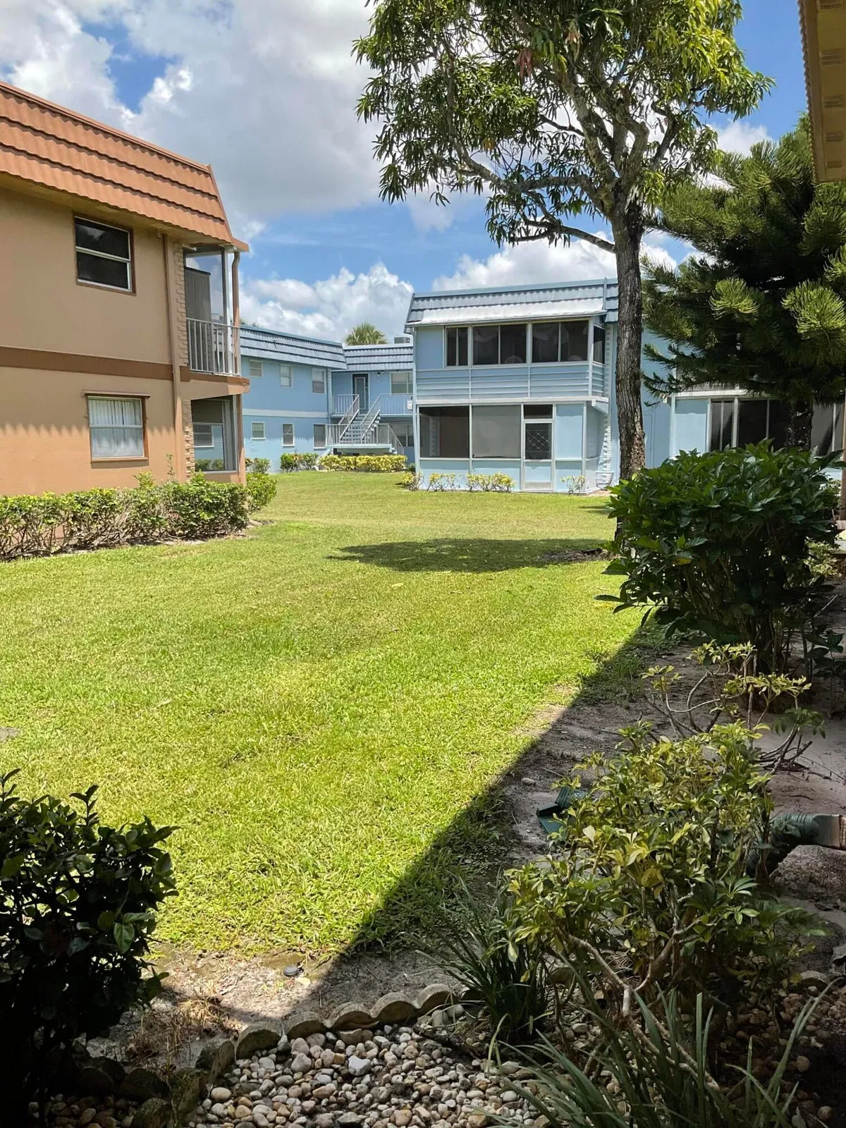 Residence photo 16