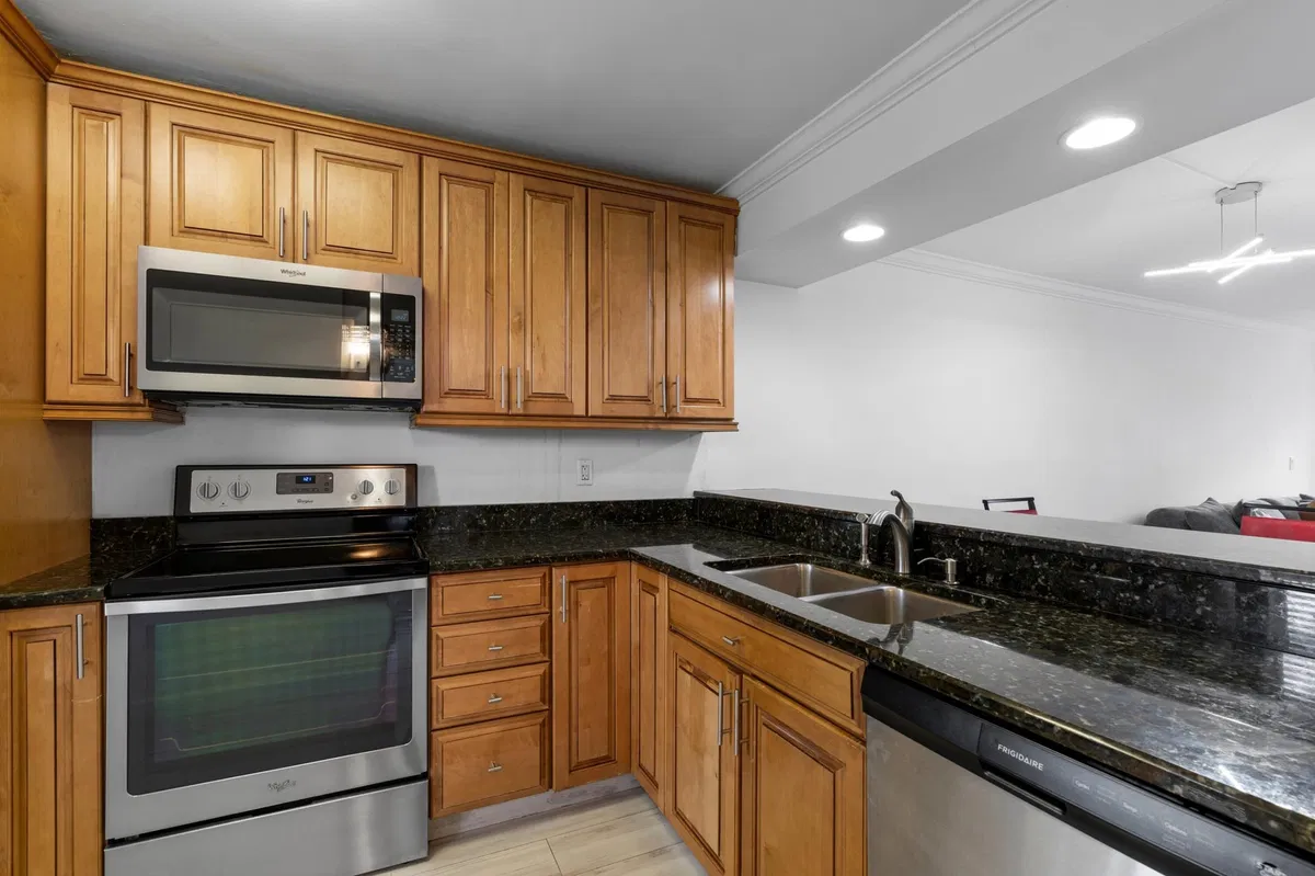 Boca Raton Unit 205 photo 10