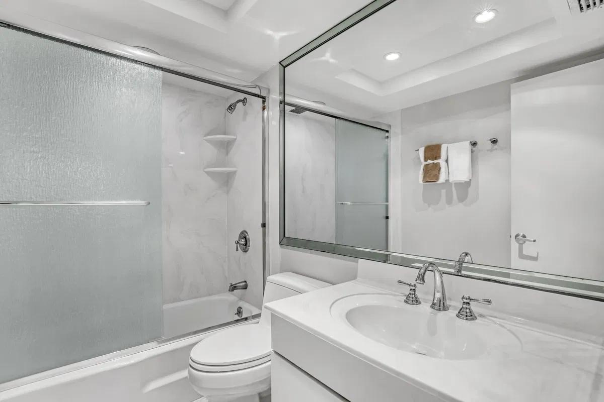 Singer Island Unit 304 photo 16