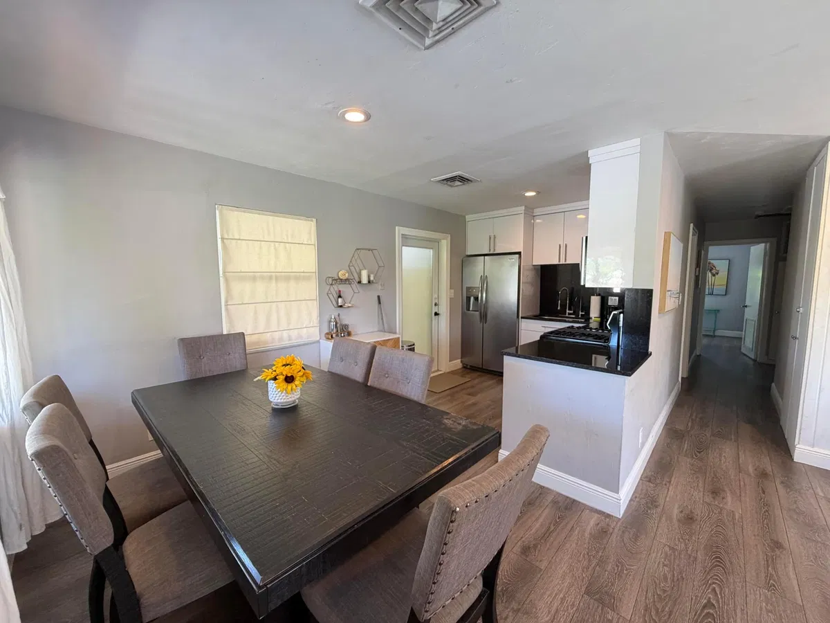 SoSo West Palm Beach Residence photo 13