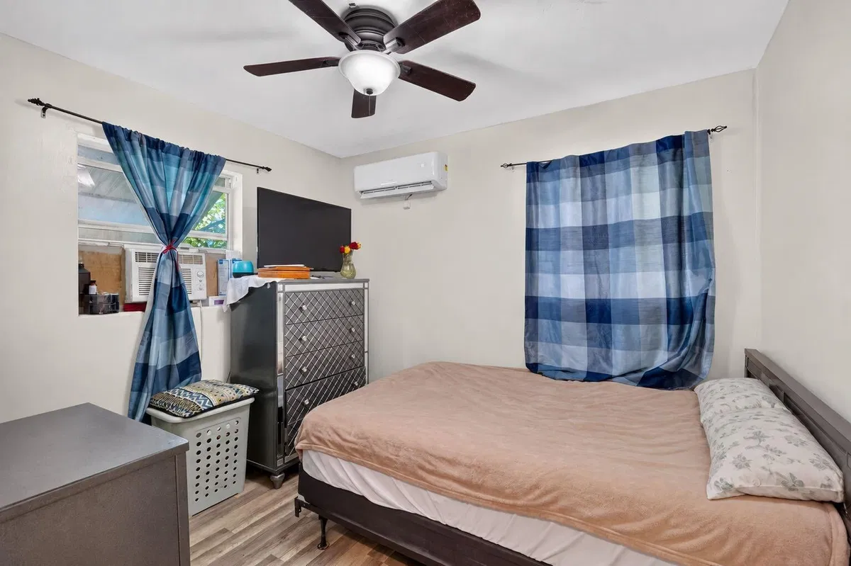  Residence photo 19