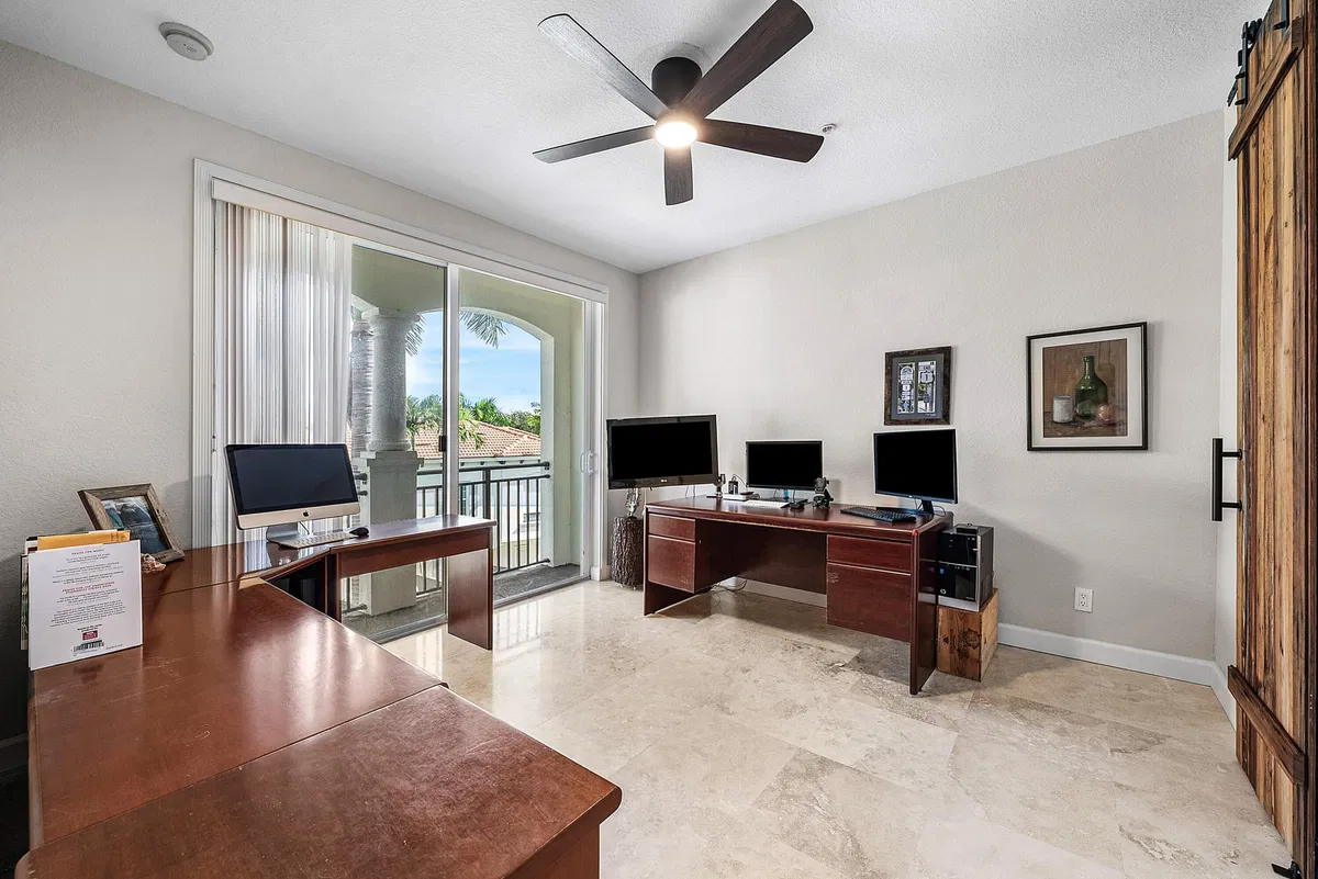  Residence photo 28