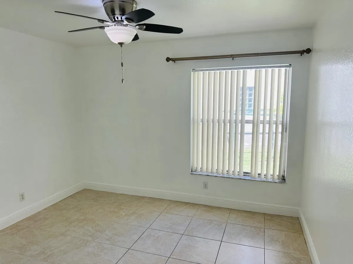 West Palm Beach Residence photo 10