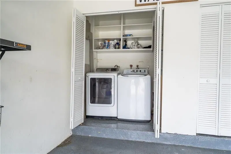  Residence photo 31