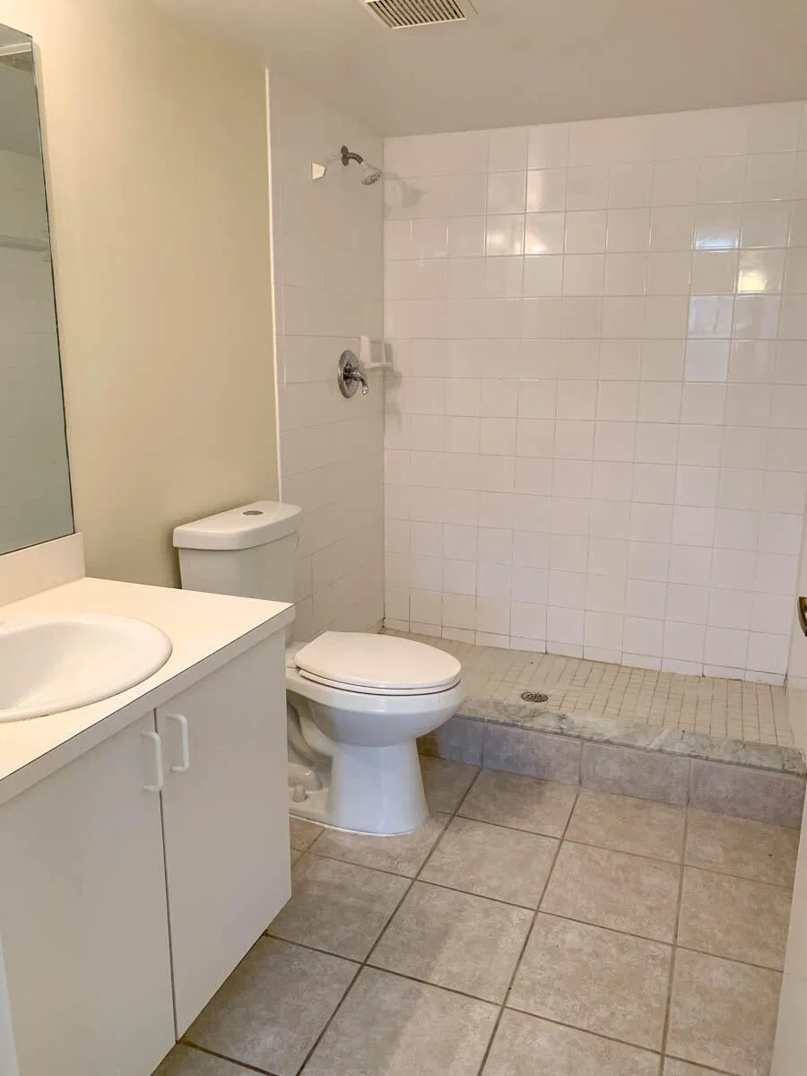  Unit 502 photo 10