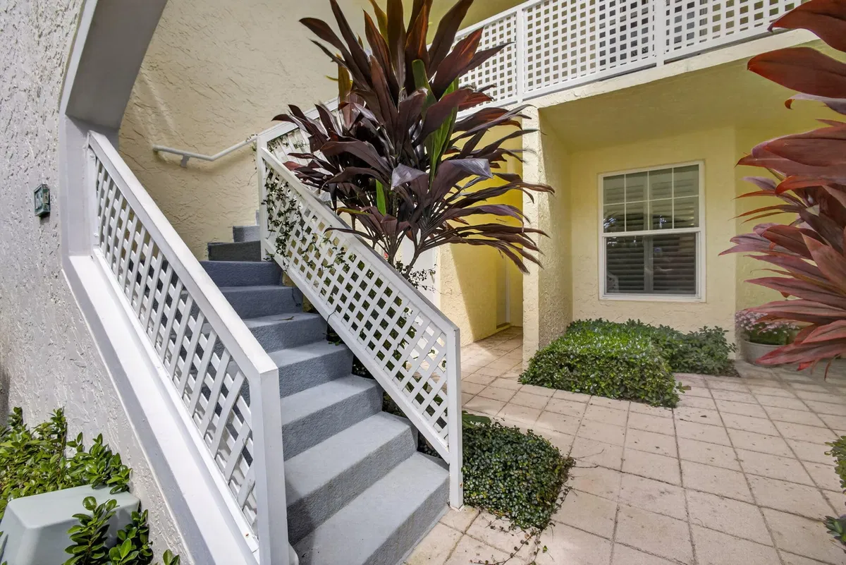 Residence photo 4