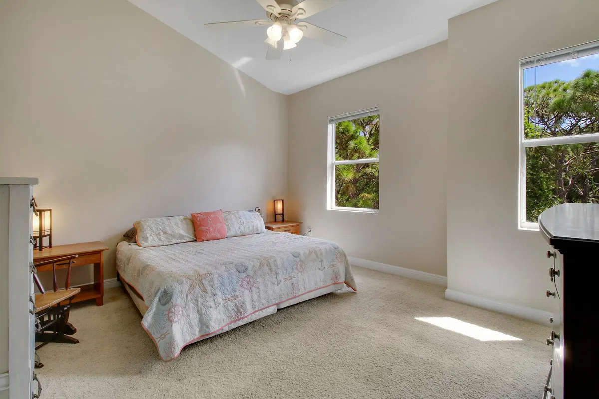  Residence photo 22