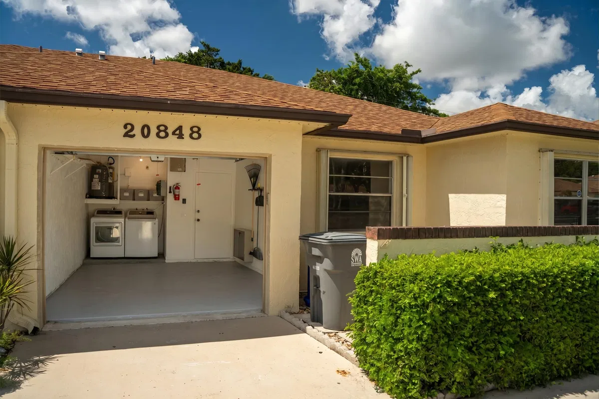  Residence photo 22