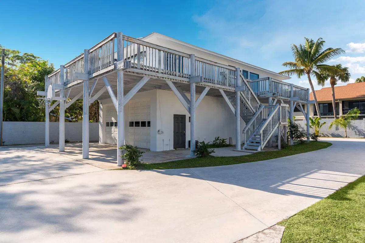Residence photo 4