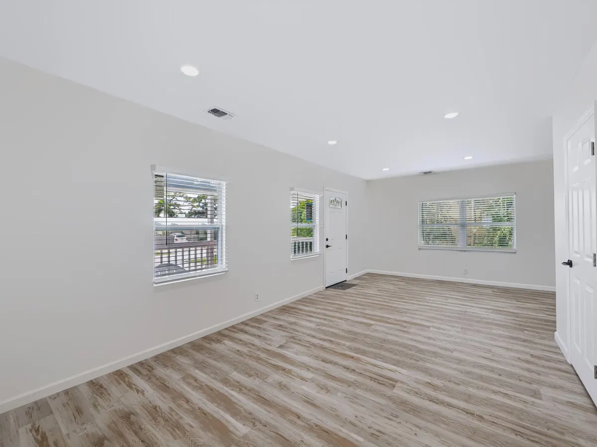 Residence photo 10