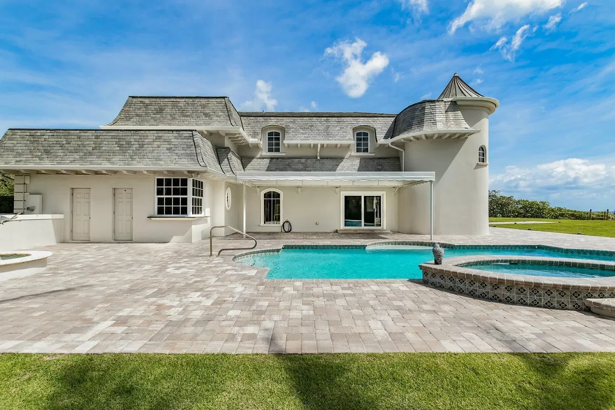  Residence photo 10