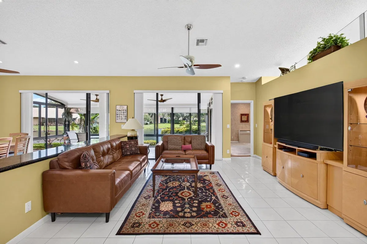  Residence photo 7