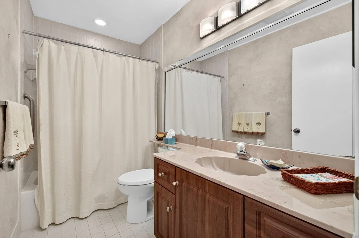  Residence photo 25