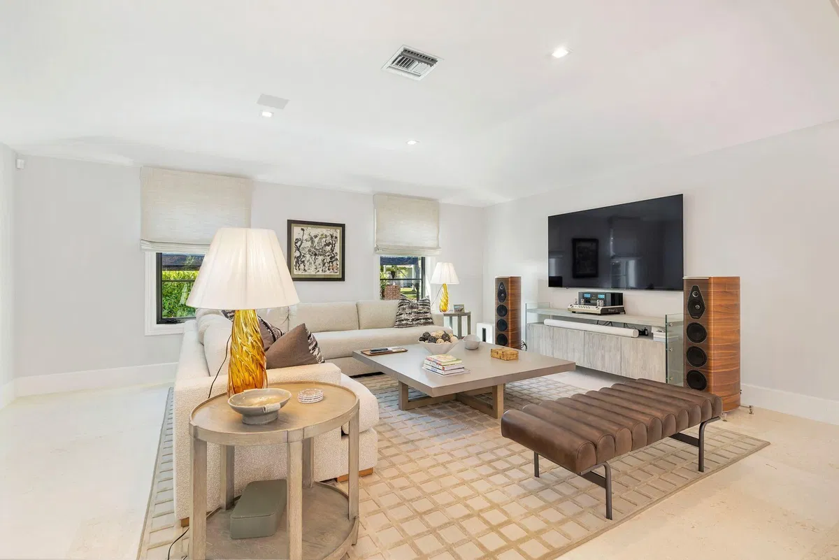 SoSo West Palm Beach Residence photo 7