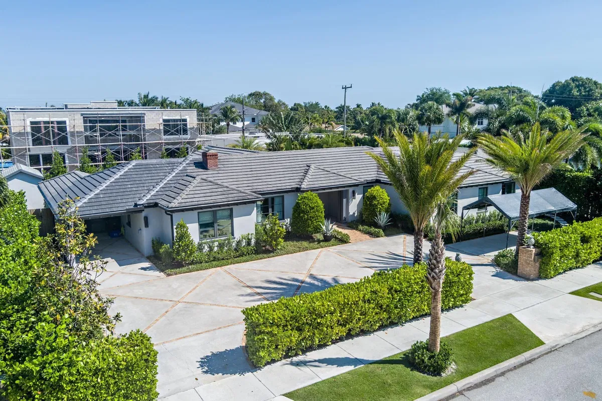 SoSo West Palm Beach Residence photo 37