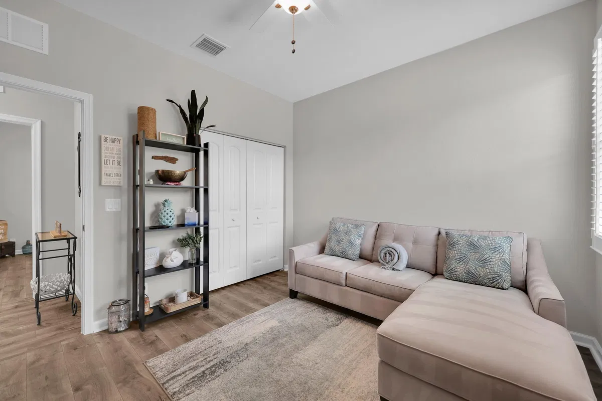 Residence photo 46