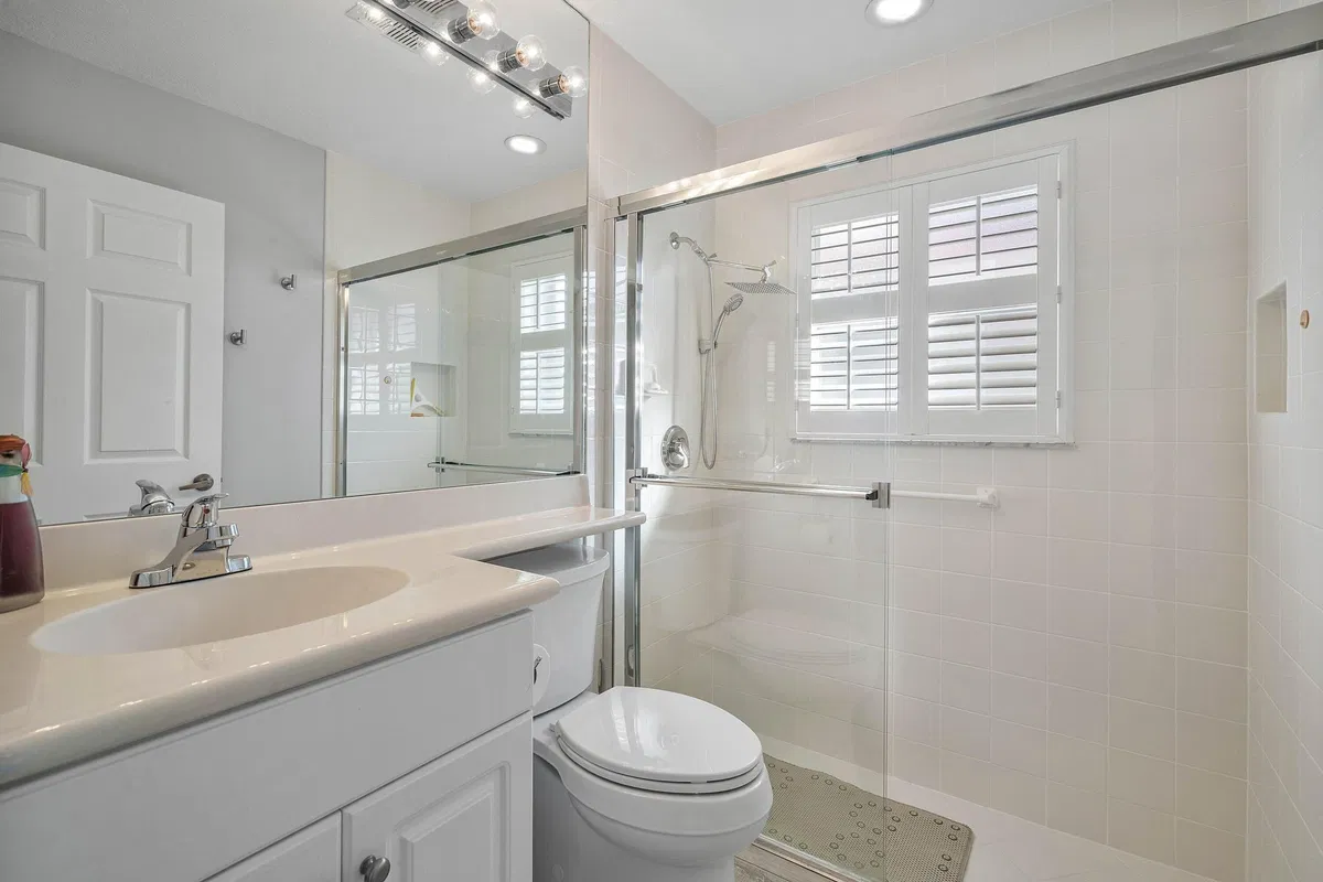  Residence photo 25