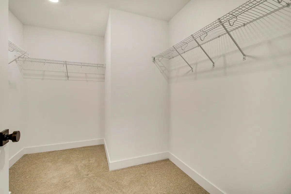 Unit 602 photo 22