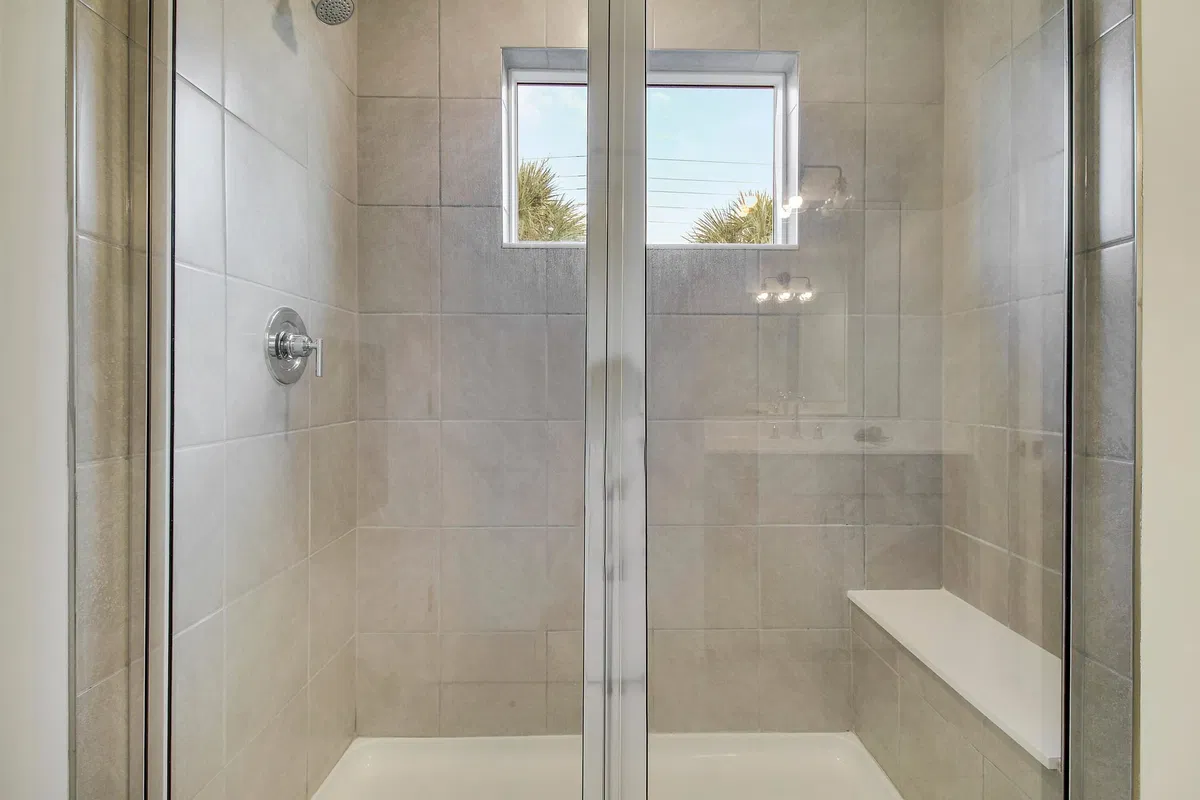Unit 602 photo 25