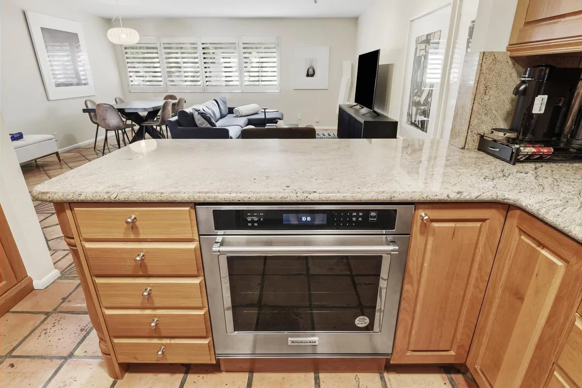  Unit 261 photo 16