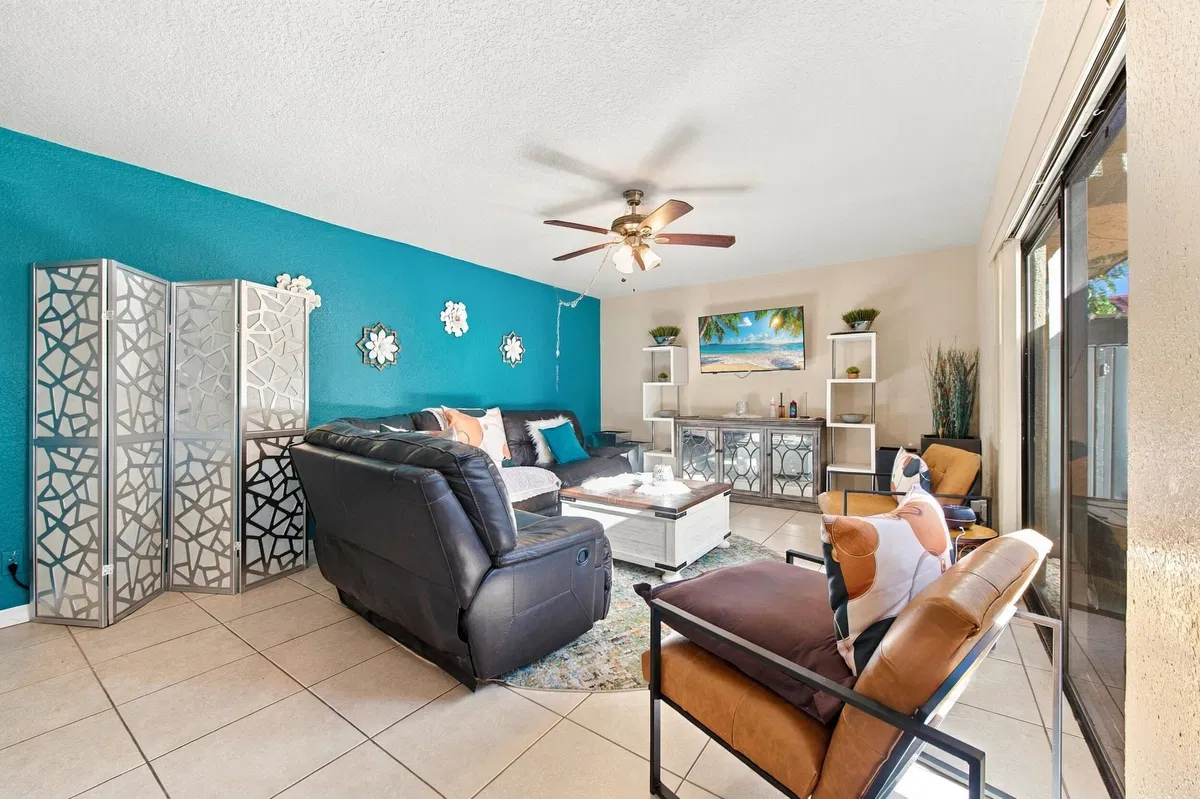 Residence photo 7