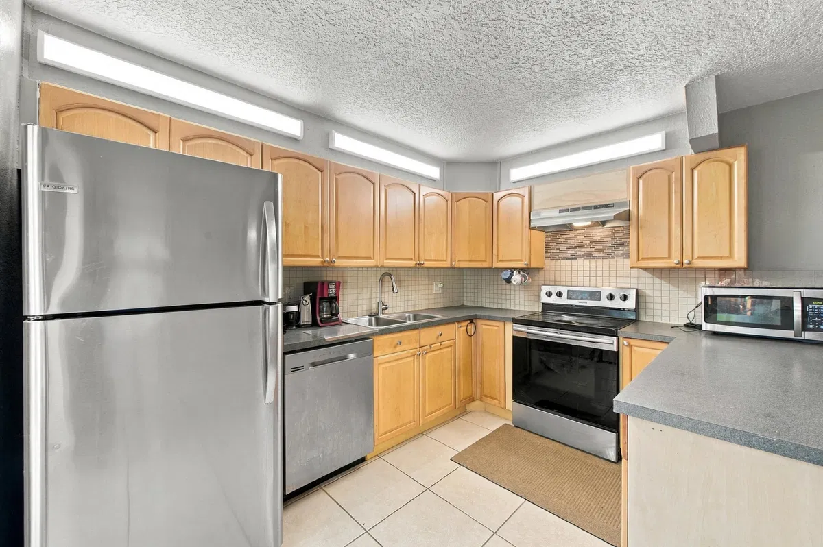 Residence photo 13