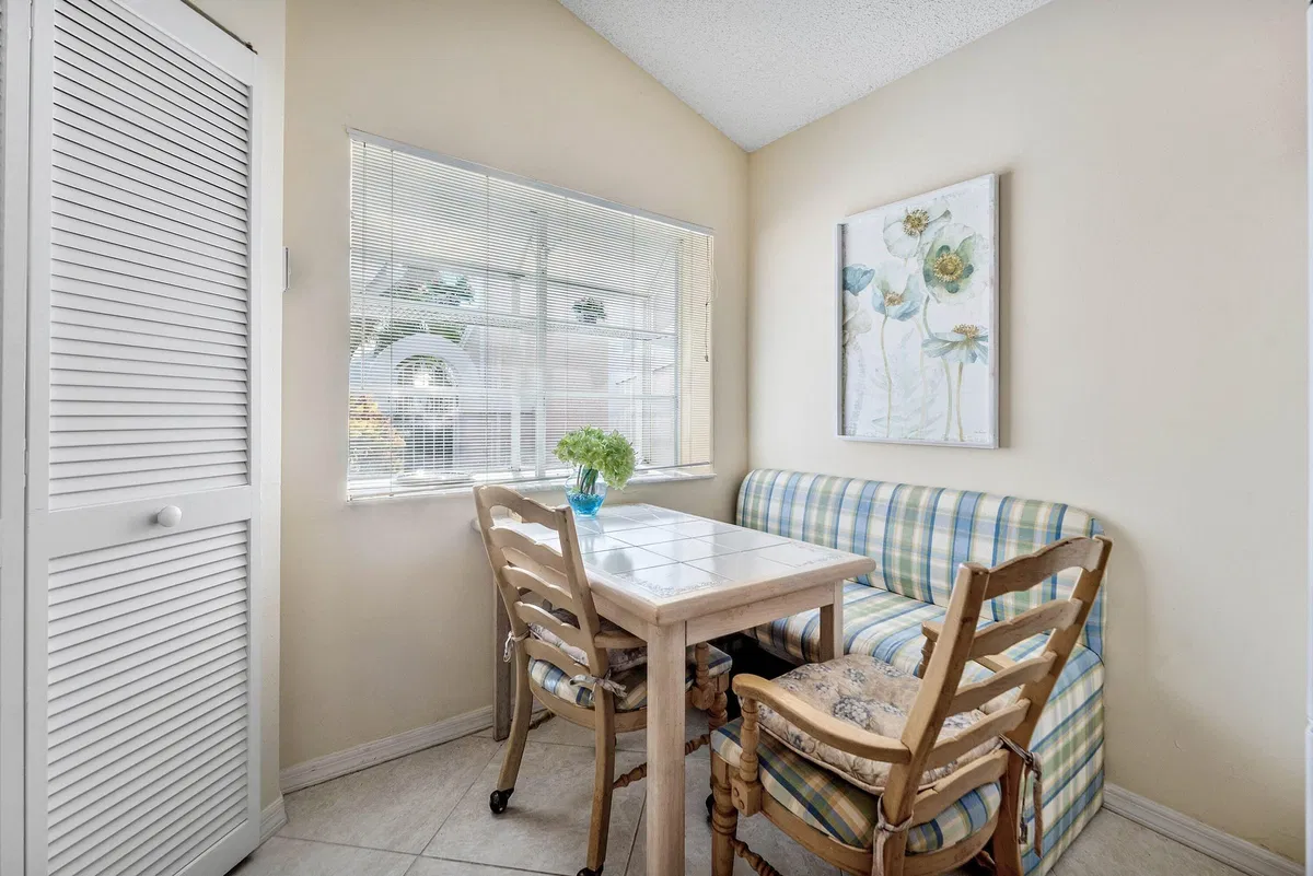  Residence photo 7