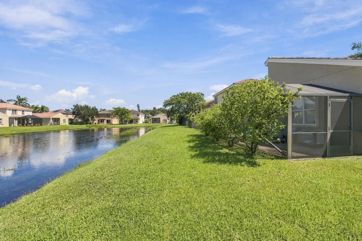Residence photo 19