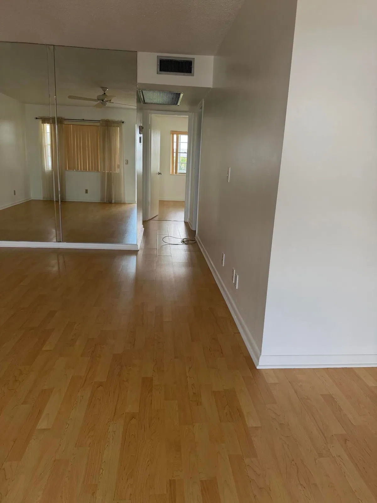  Residence photo 13