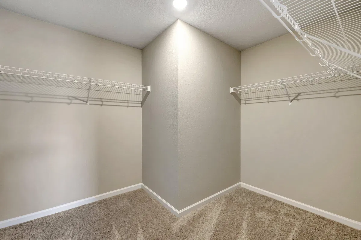 Residence photo 19