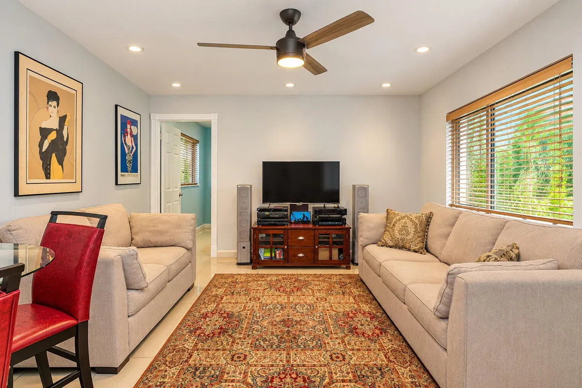  Residence photo 13