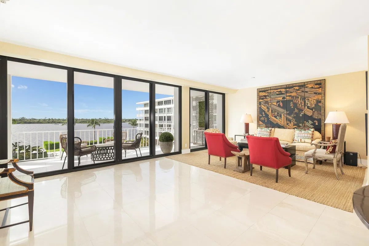 South Palm Beach Unit 301E photo 4