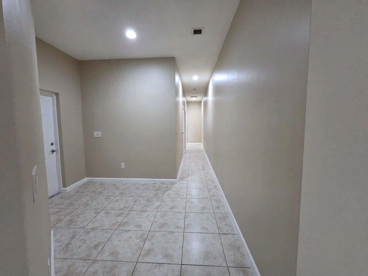 Residence photo 31