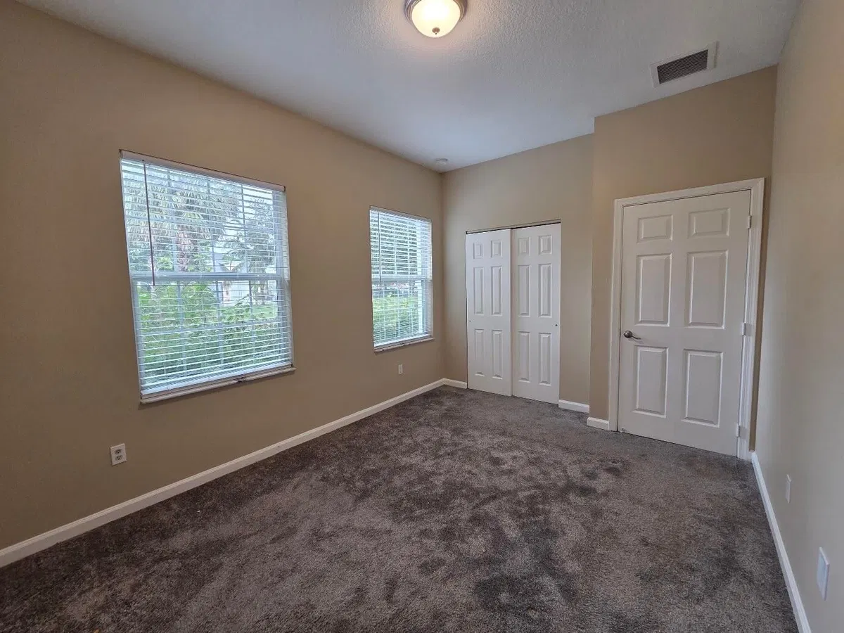 Residence photo 43