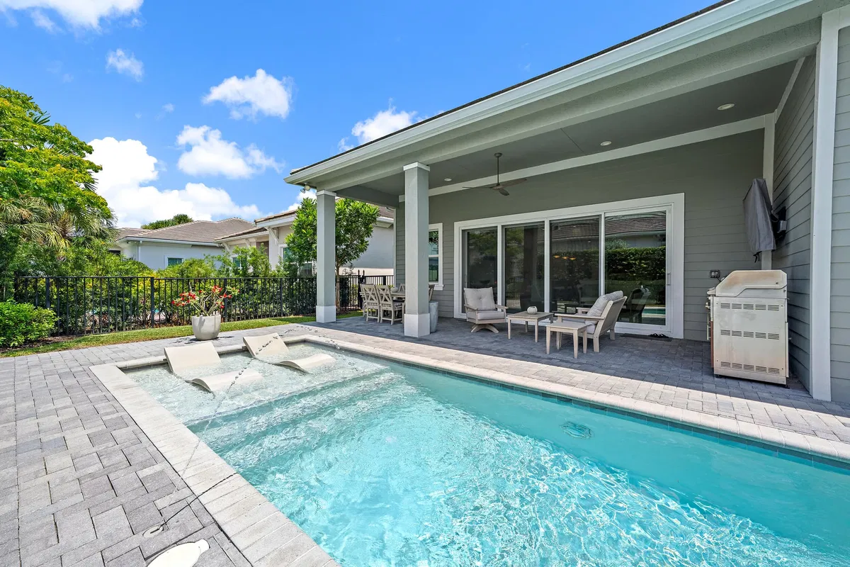 Avenir Residence