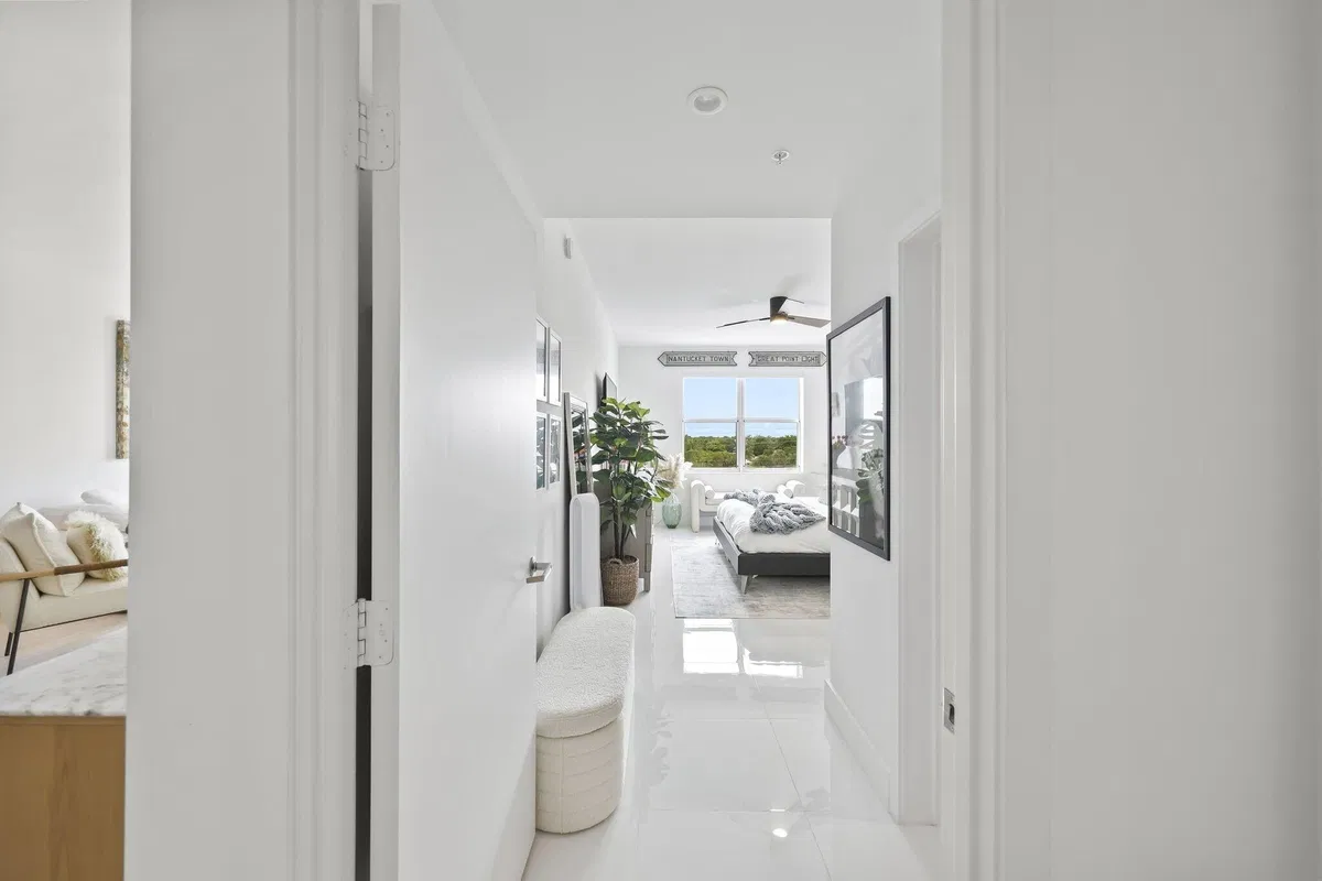 Unit 306 photo 25
