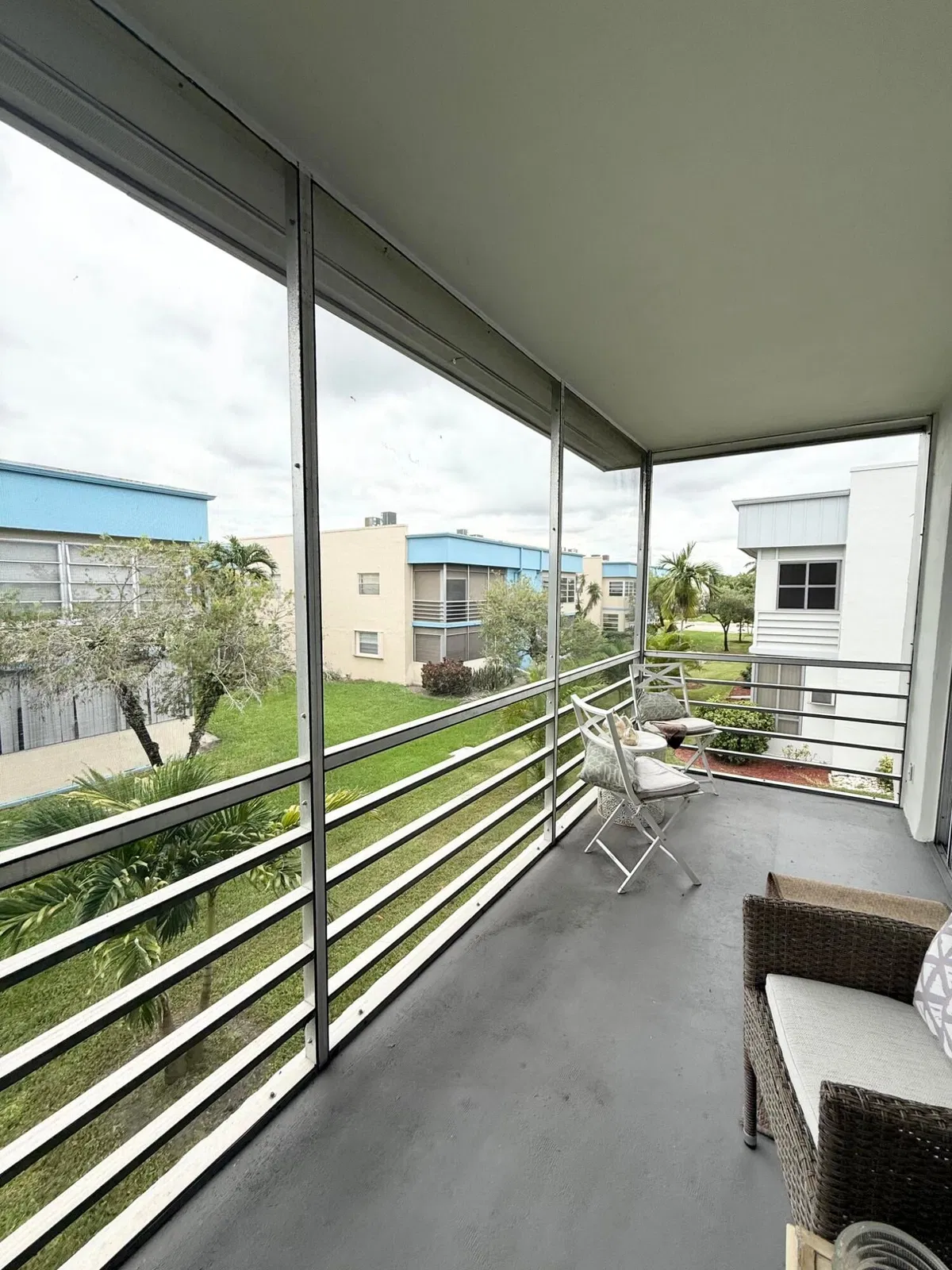 Residence photo 16