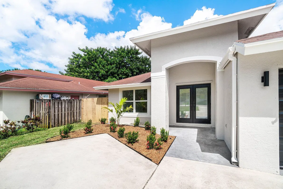 Residence photo 4