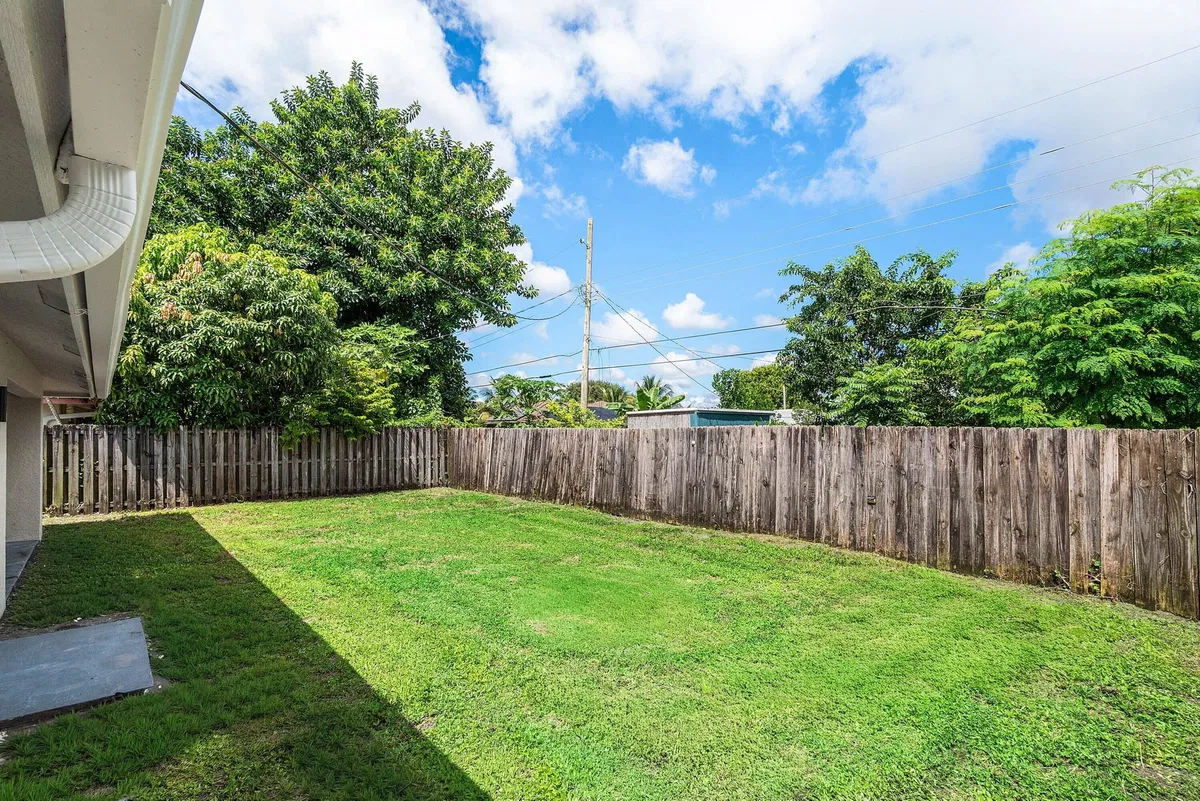 Residence photo 28