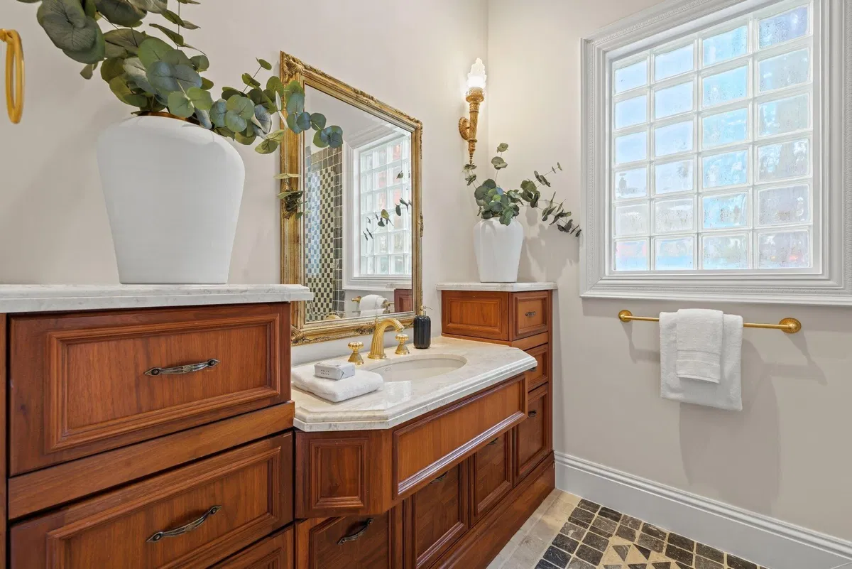 Residence photo 88